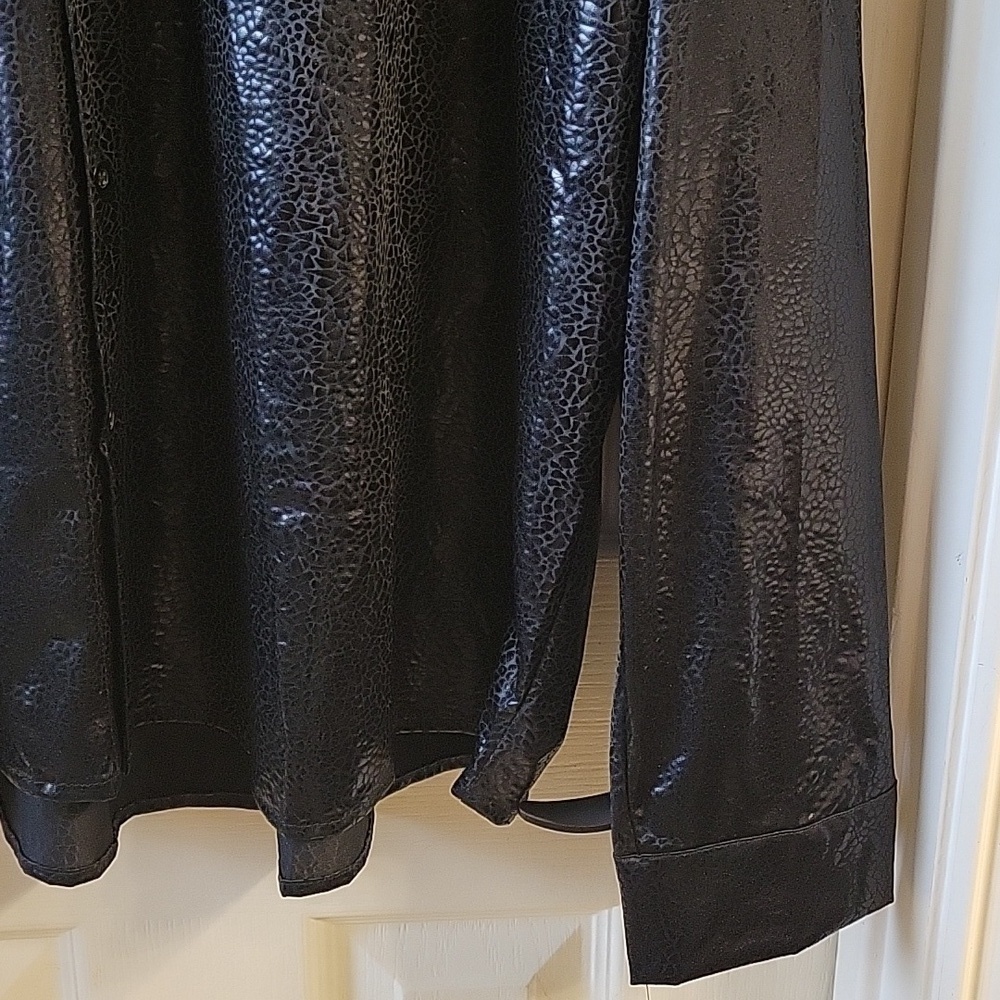 Men's Black Shiny Metallic Dress Shirt - Picture 12 of 16
